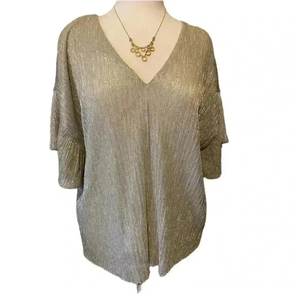 Vanessa Virginia Gold Shimmery Blouse Size M sparkly top vneck keyhole back - Picture 1 of 4